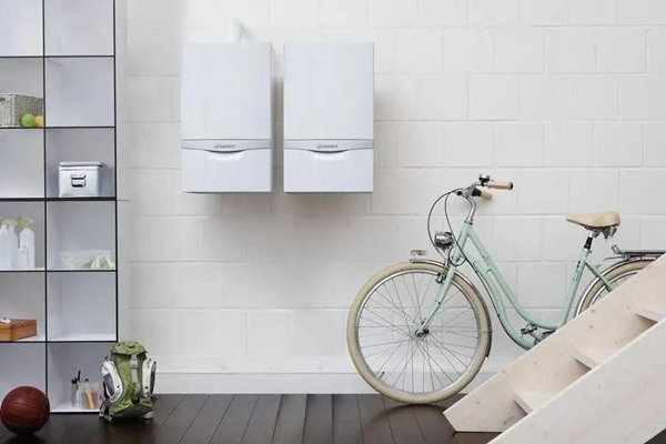 夏季壁掛爐使用熱水時會忽冷忽熱?幾個小技巧即可解決大問題！